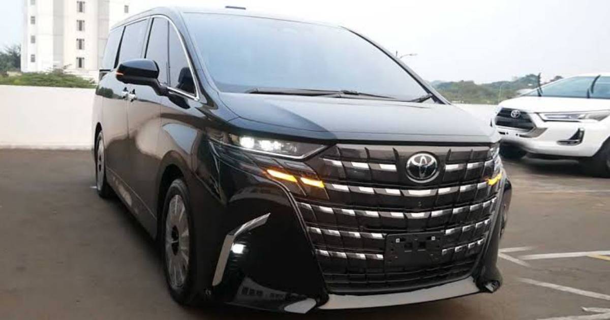 Simak Performa Alphard Usai Denza D9 Meluncur pada 2025, Merosot Tajam?