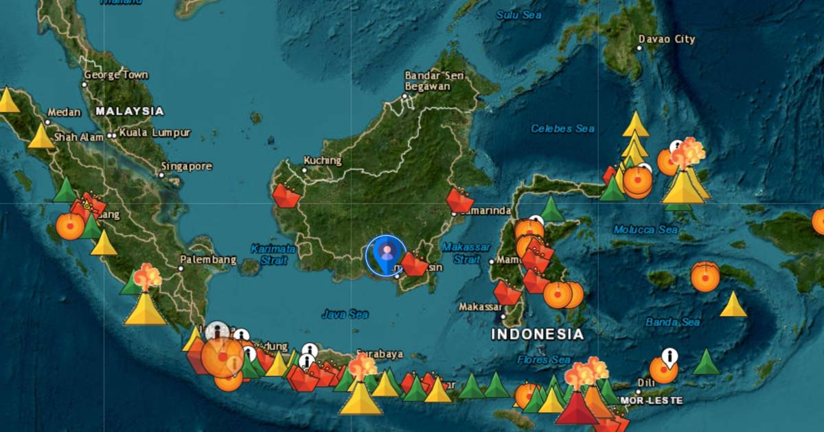 Waspada, Siaga, Awas: 26 Gunung Api di Indonesia Sedang Aktif!