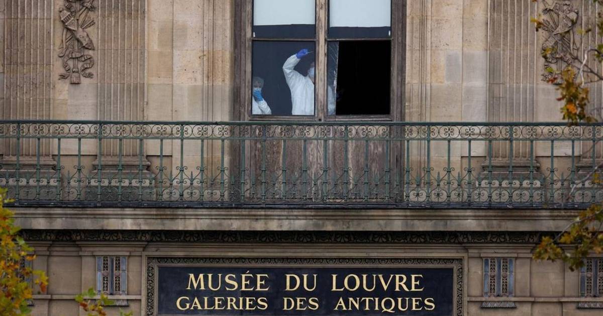 Perampokan Museum Louvre: 8 Permata Kerajaan Prancis Hilang dalam Hitungan Menit