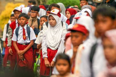 Sentimen dan Emosi Publik terhadap Program Utama Prabowo di Sektor Pendidikan