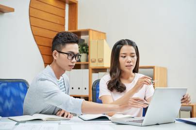 Kesenjangan Upah Pria dan Wanita Paling Tinggi Dialami Lulusan Diploma