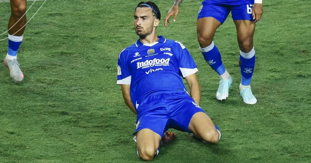 Skor Hasil Pertandingan Persib vs Dewa United 1-0, Penalti Jung Bikin Maung Menang
