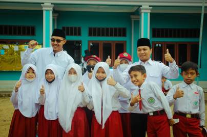 Apakah Rasio Murid dan Guru di Indonesia Ideal?