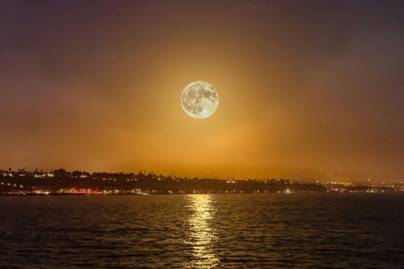 Simak Daftar Fenomena Langit Bulan Desember 2025 yang Terlihat di Indonesia