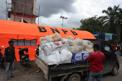Sentimen dan Emosi Publik terhadap Penanganan Banjir Sumatra 2025