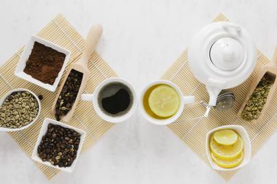 Seberapa Sering Orang Indonesia Minum Teh dan Kopi?