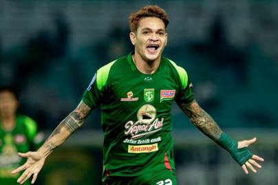 Skor 1-0 Hasil Pertandingan Persebaya vs PSM, Victory Bikin Bajol Ijo Tembus Lima Besar