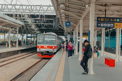 10 Kecelakaan Kereta Api Terparah di Indonesia, dari Lembah Anai hingga Bekasi 2026
