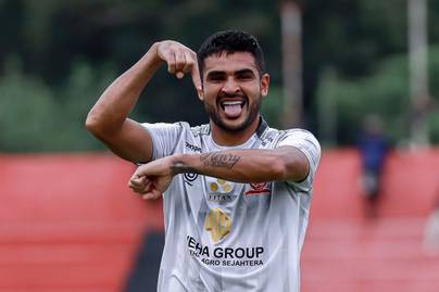 Skor 1-0 Hasil Pertandingan Semen Padang vs Madura United, Raih 3 Poin Sapeh Kerrab Mentas dari Zona Degradasi