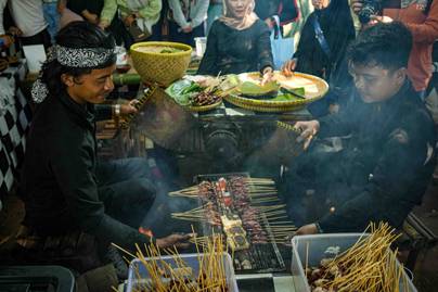 10 Street Food Terbaik Indonesia Versi Taste Atlas 2026