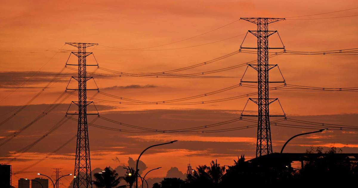 Konsumsi Listrik PLN Hampir Merata pada 2025, Jawa Tengah dan DIY Capai 100%