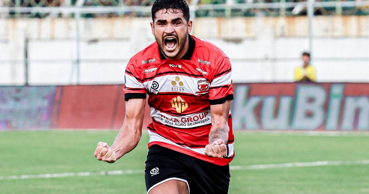Persis Degradasi, Madura United Bertahan Usai Kalahkan PSM Dengan Skor 2-0