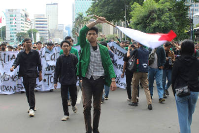 Semakin Tinggi Pendidikan, Semakin Berani Publik Kritik Pemerintah