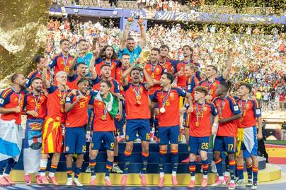 Bersua di Final World Cup, Bagaimana Jika Spanyol dan Argentina Berperang?