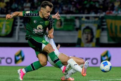 Prediksi dan Head-to-Head Persebaya vs Arema FC di Piala Presiden 2026, Persentase Bajol Ijo Menang Capai 55%