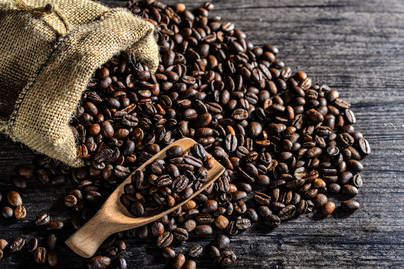 10 Daerah Penghasil Kopi Arabika Terbesar di Jawa Barat 2025