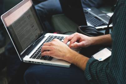 Profil Pengguna Internet di Indonesia 2025, Seperti Apa Karakteristiknya?