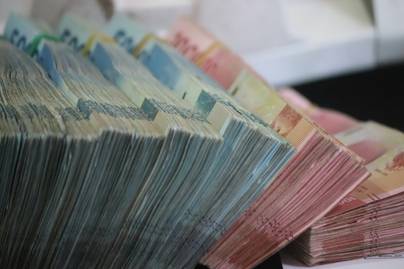 Jumlah Rekening dan Total Simpanan Bank Umum di Indonesia