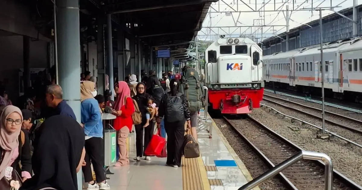 Hari Kereta Api Nasional 2026: Pekerja Swasta Jadi Pengguna Kereta Terbesar, Tembus 34%