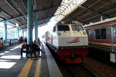 Daftar Nama dan Kode Stasiun Kereta Api di Indonesia Lengkap Tiap Provinsi