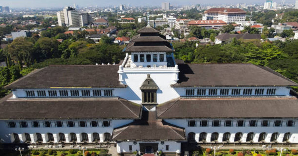 Penduduk Jawa Barat Didominasi Laki-Laki, Sampai Usia Berapa?
