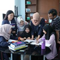 10,7 Juta Mahasiswa Indonesia: Memetakan Pendidikan Tinggi 2025